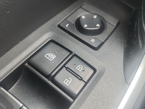 Used 2019 Toyota RAV4 Limited w/ Limited Grade Weather Package AWD/4WD image 17