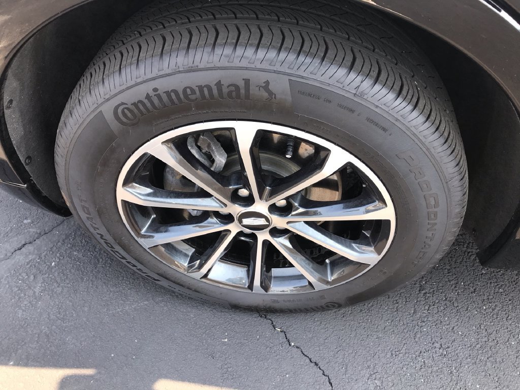 Used 2024 Cadillac XT4 Sport w/ LPO, Floor Liner Package AWD/4WD image 11