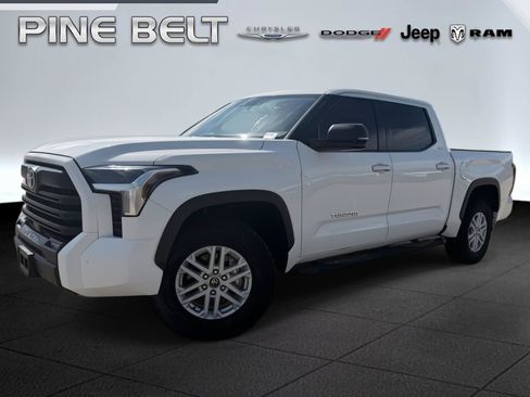 Used 2023 Toyota Tundra SR5 w/ SR5 Premium Package AWD/4WD image 1