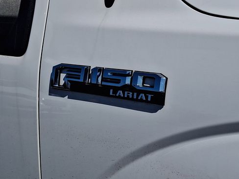 Used 2018 Ford F150 Lariat w/ Equipment Group 501A Mid image 9