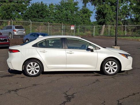 Certified 2020 Toyota Corolla LE FWD image 27
