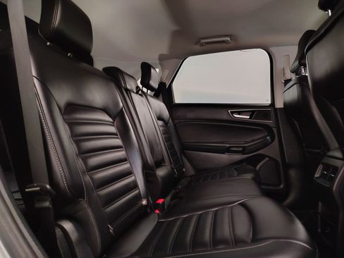 Used 2021 Ford Edge SEL image 27