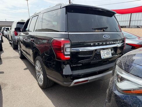 Used 2024 Ford Expedition Limited image 3