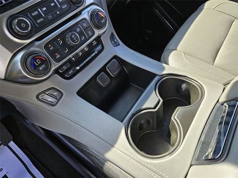 Used 2017 Chevrolet Tahoe LT image 26