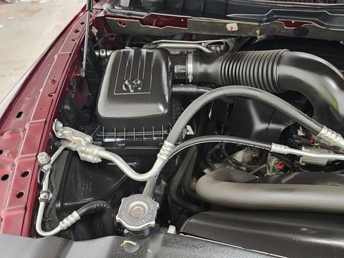 Used 2019 RAM 1500 Big Horn image 43