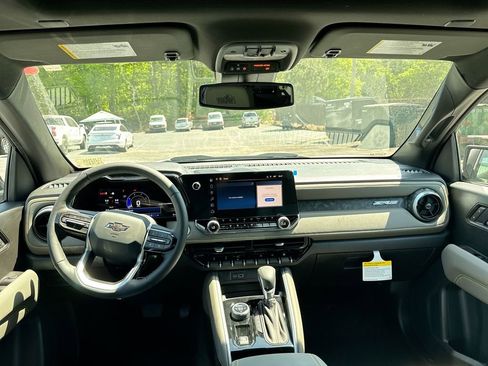 New 2026 Chevrolet Colorado ZR2 w/ ZR2 Bison Edition AWD/4WD image 30