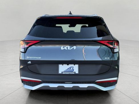 Used 2023 Kia Sportage EX AWD/4WD image 11
