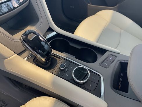 New 2025 Cadillac XT5 Premium Luxury image 13