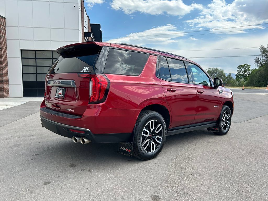 Used 2024 GMC Yukon AT4 w/ AT4 Premium Plus Package AWD/4WD image 3