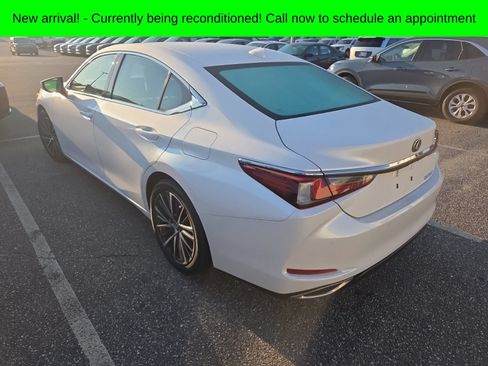 Used 2022 Lexus ES 350 w/ Premium Package FWD image 6