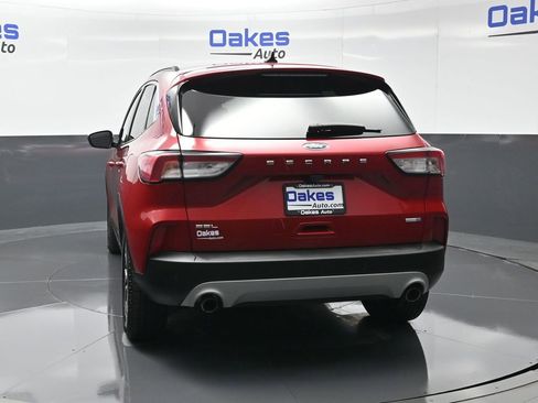 Used 2020 Ford Escape SEL image 7