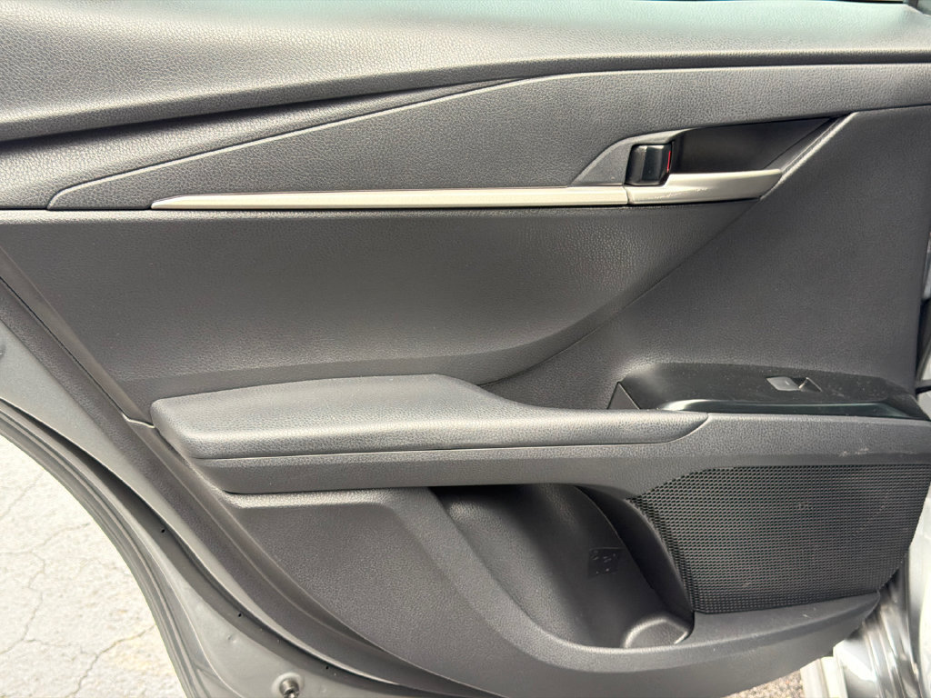 Used 2025 Toyota Camry SE FWD image 24