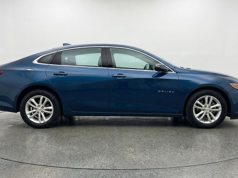 Used 2024 Chevrolet Malibu LT image 11