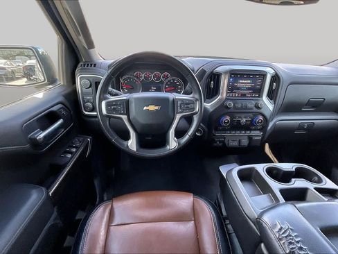 Used 2021 Chevrolet Silverado 1500 LT w/ Convenience Package II RWD image 6