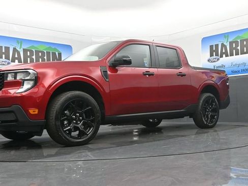 New 2025 Ford Maverick XLT w/ XLT Luxury Package image 17