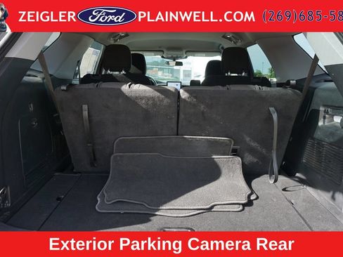 Used 2022 Ford Explorer XLT AWD/4WD image 10