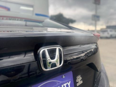 Used 2020 Honda Civic LX image 27