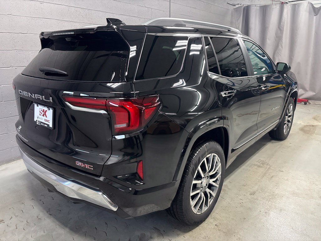 New 2027 GMC Terrain Denali w/ LPO, Floor Liner Package AWD/4WD image 2