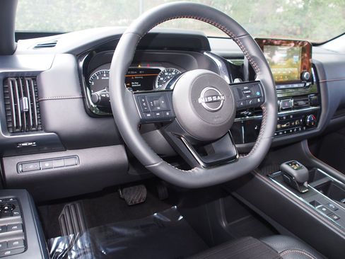 Used 2023 Nissan Pathfinder Rock Creek AWD/4WD image 19