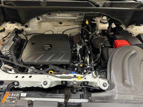 Used 2025 Buick Encore GX Preferred FWD image 23