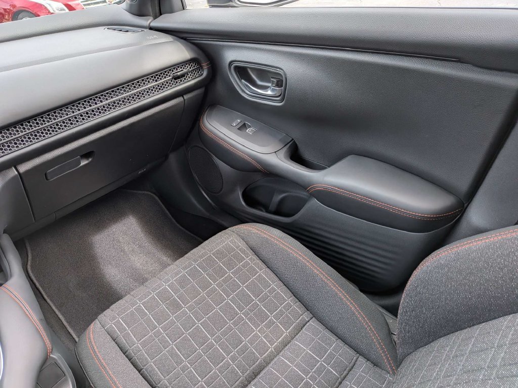 Used 2026 Honda HR-V Sport image 15