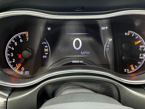 Used 2022 Jeep Grand Cherokee Limited AWD/4WD image 19