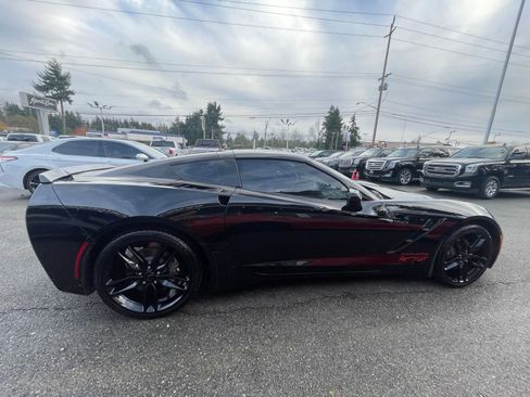 Used 2019 Chevrolet Corvette Stingray Coupe w/ 1LT image 9