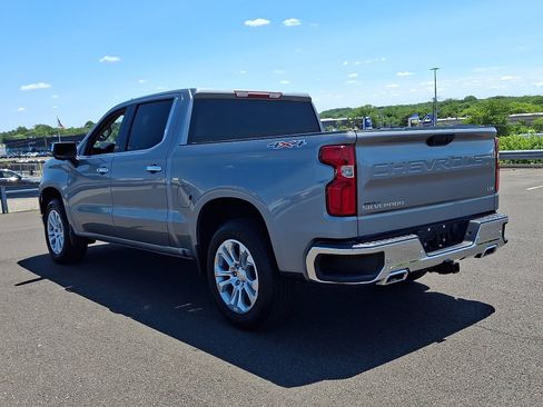 Used 2023 Chevrolet Silverado 1500 LTZ AWD/4WD image 4