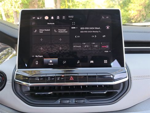 Used 2022 Jeep Compass Limited image 19