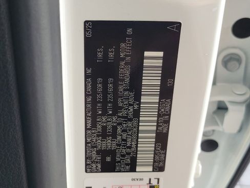 Used 2025 Lexus RX 350 FWD w/ Technology Package image 18