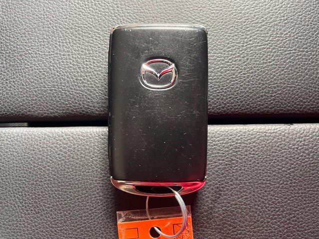 Used 2025 MAZDA CX-50 AWD 2.5 S w/ Preferred Package image 18