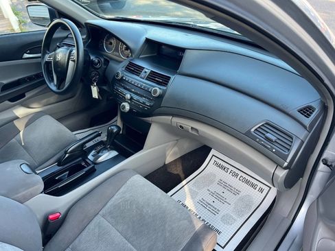 Used 2009 Honda Accord LX image 17