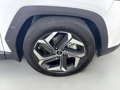 Used 2023 Hyundai Tucson Limited image 32