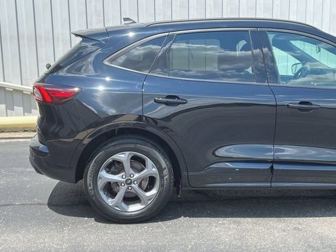 Used 2023 Ford Escape ST-Line w/ Tech Pack #1 AWD/4WD image 16