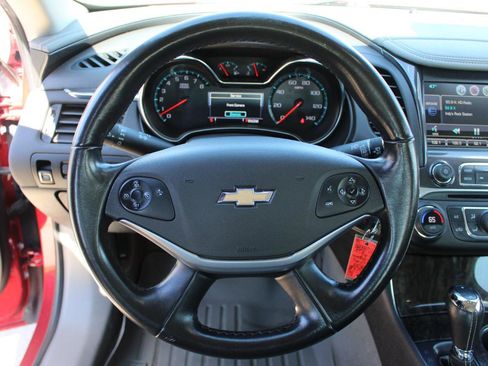 Used 2014 Chevrolet Impala LT w/ Premium Seating Package image 19