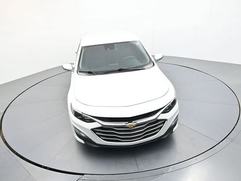 Used 2025 Chevrolet Malibu LT FWD image 19