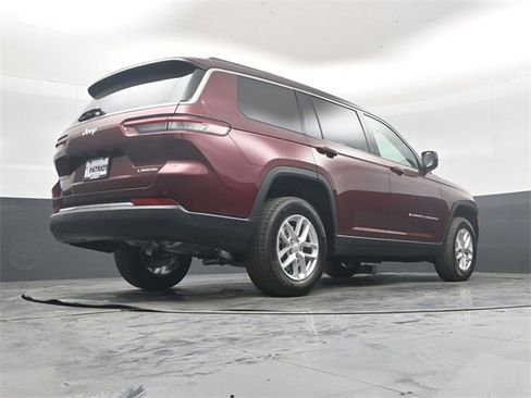 New 2025 Jeep Grand Cherokee L Laredo image 41