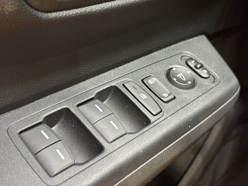 Used 2025 Honda CR-V Sport-L image 33