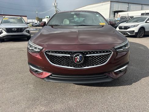Used 2019 Buick Regal Avenir w/ Driver Confidence Package II FWD image 8