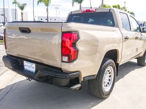 Used 2023 Chevrolet Colorado W/T image 10