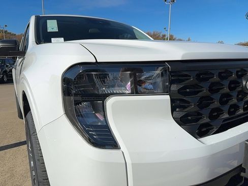 New 2025 Ford Maverick XLT image 6