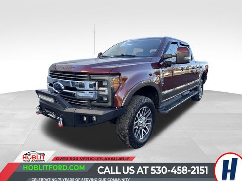 Used 2017 Ford F350 Lariat w/ Lariat Value Package image 1