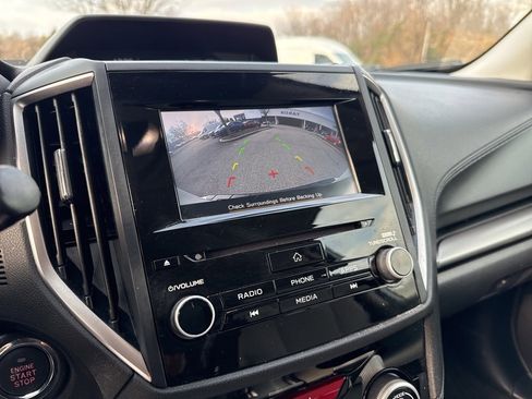 Certified 2023 Subaru Forester Premium image 17