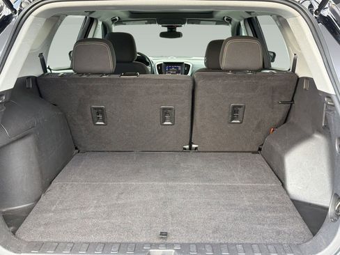 Used 2022 GMC Terrain SLE w/ Driver Convenience Package FWD image 30