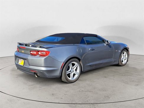 Used 2023 Chevrolet Camaro LT image 3