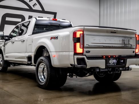 Used 2026 Ford F350 Platinum w/ Platinum Plus Package AWD/4WD image 36
