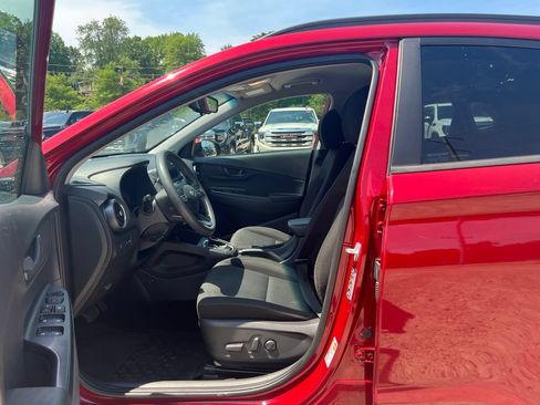 Used 2023 Hyundai Kona SEL FWD image 15