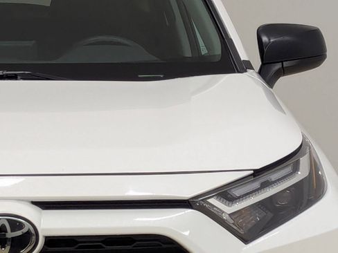 Used 2024 Toyota RAV4 LE image 11