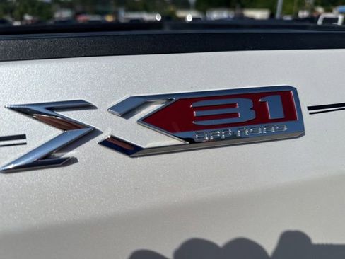 Used 2022 GMC Sierra 1500 SLT w/ SLT Premium Plus Package AWD/4WD image 52