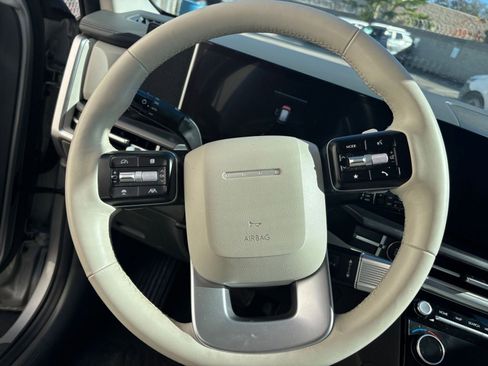 Used 2025 Hyundai Santa Fe SEL image 29